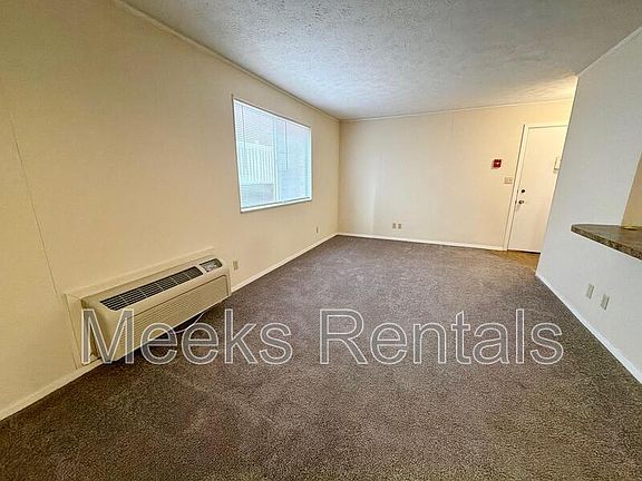 4th image of 1663 6th Ave