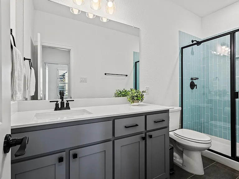 1724 Emmanuel Ln — Photo 18