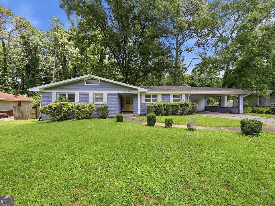 3150 Dogwood Dr
