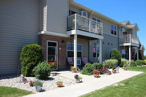1401 Gatewood Dr Photo 1
