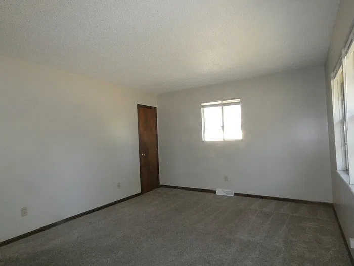 2 bed, 2.0 bath, 780 sqft, $1,425 — Photo 3