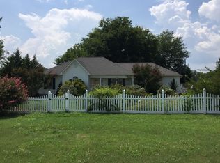 1135 Lower Dry Creek Rd, Laceys Spring, AL 35754