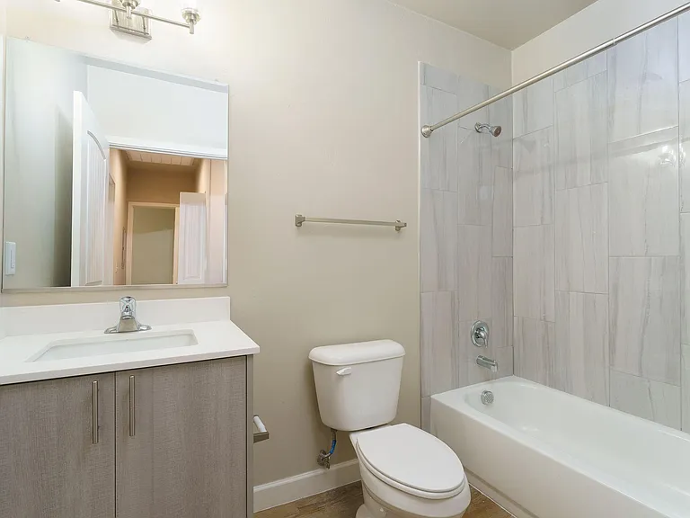 517 E Calle Arizona — Photo 18