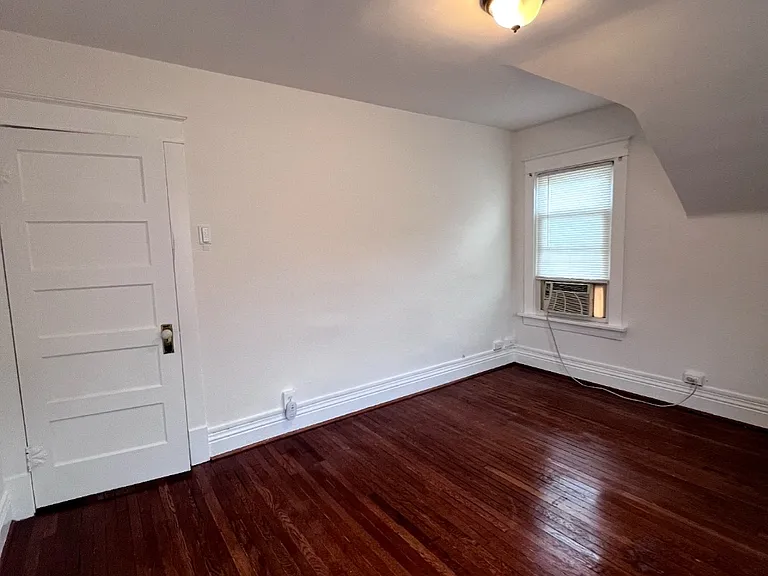 6113 Arbor St — Photo 20