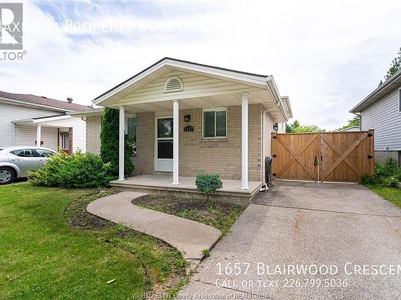 4th image of 1657 Blairwood Cres