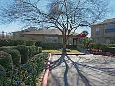 5th image of 2686 Murworth Dr #184