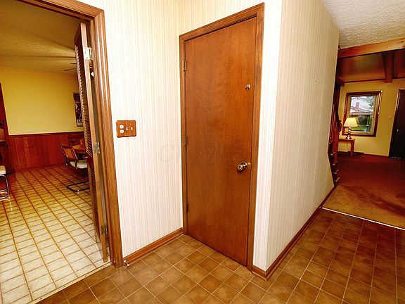 4th image of 1748 Alpine Dr