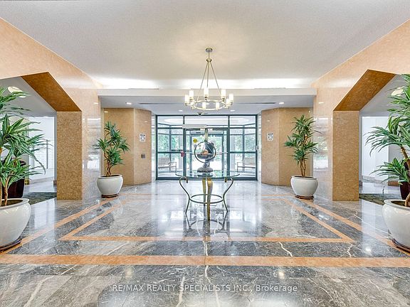 4th image of 2177 Burnhamthorpe Rd W #1605