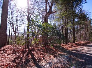 17 Arrowhead Ridge Rd, Brevard, NC 28712