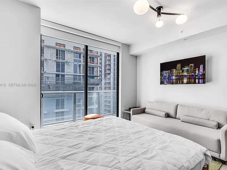 11 NE 6th St #2608 — Photo 7