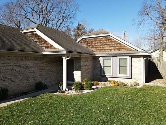 2nd image of 142 Mark Twain Ct