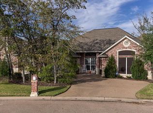 4405 Longthorpe Ct, College Station, TX 77845