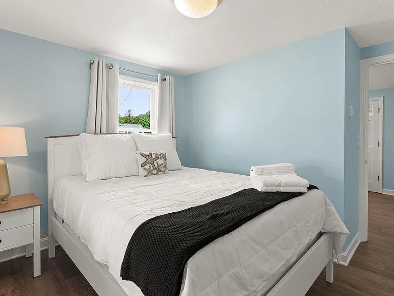 911 Ocean Blvd #7 — Photo 31