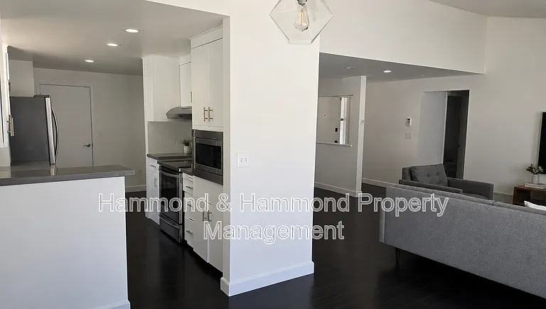 5851 Keokuk Ave — Photo 6