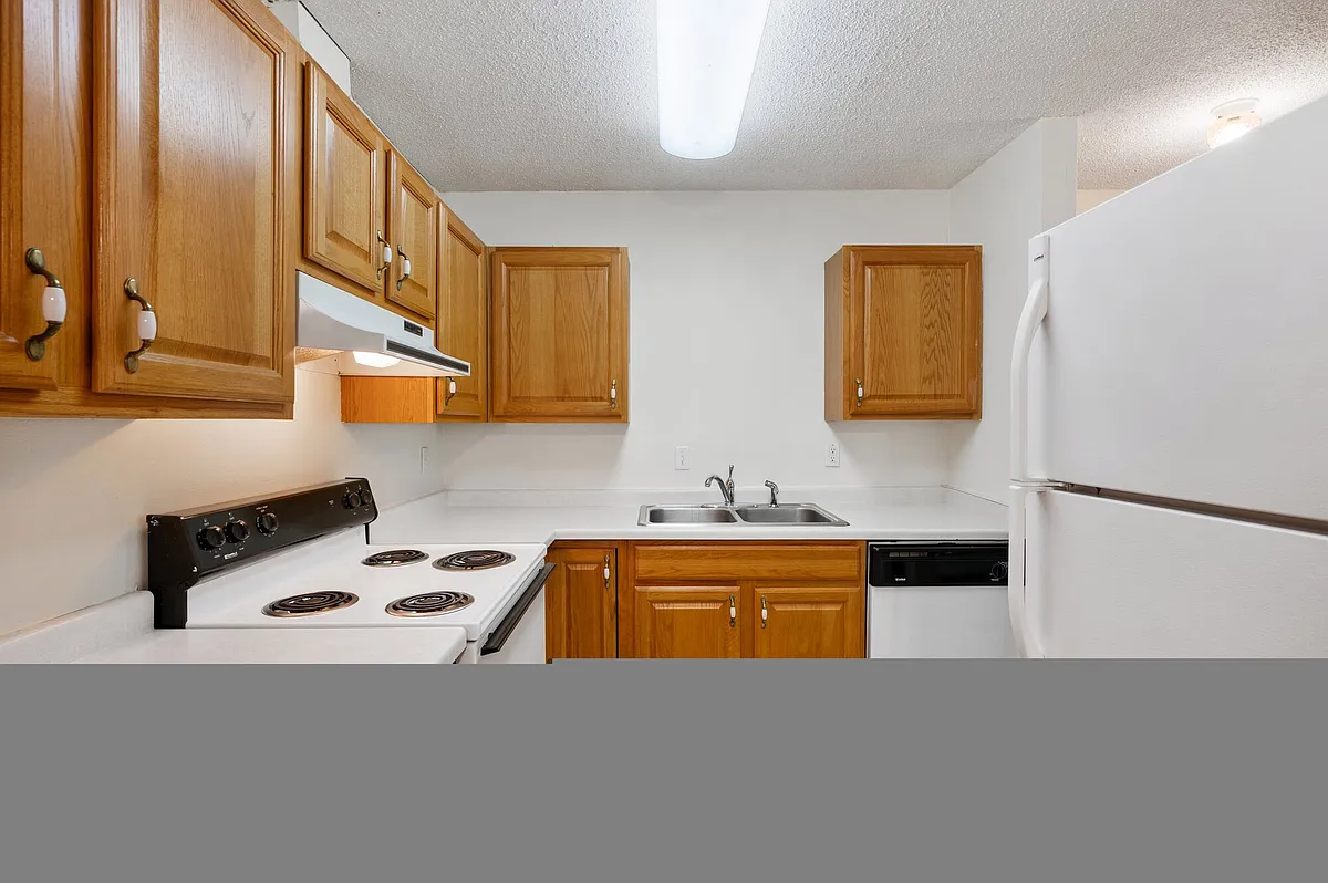 Building Photo - Raintree West Apartments