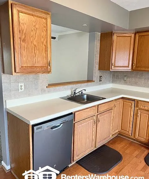 1214 Seron Ct — Photo 9