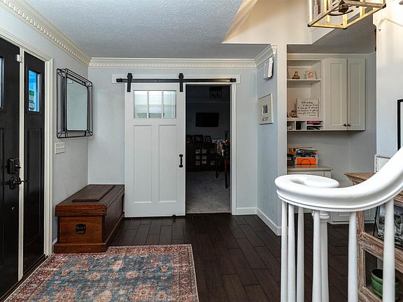 3rd image of 22990 Basswood Ct