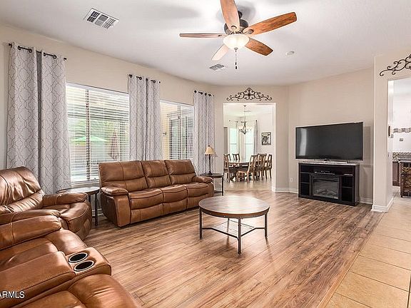 3rd image of 213 W Caribbean Dr