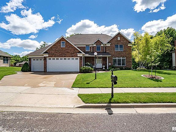 2nd image of 11404 N Hickory Woods Ct