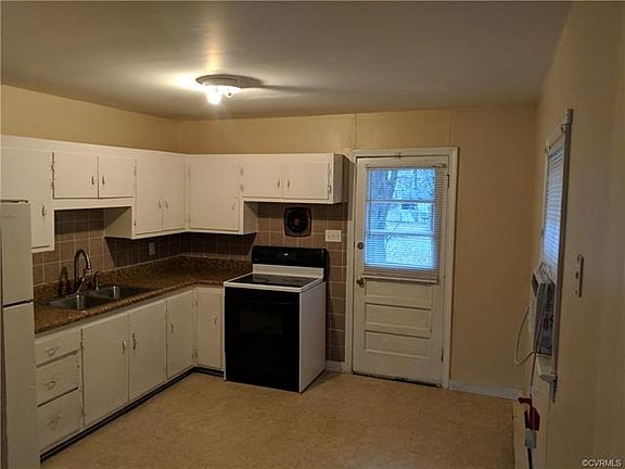 5th image of 3020 Lynhaven Ave