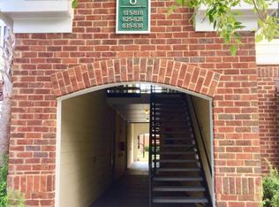 45 Sycamore With Garage Ave #826, Charleston, SC 29407