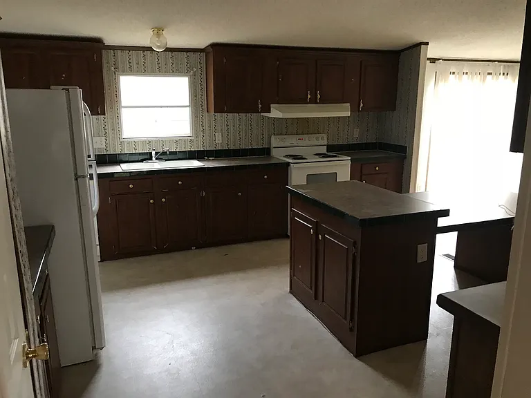 149 Smith Dr — Photo 7