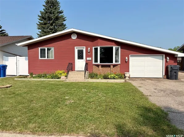 62 Canwood Cres, Yorkton, SK S3N 2T7