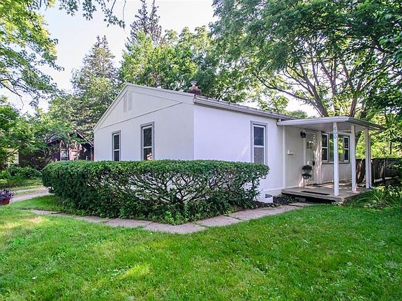 2nd image of 600 Cressfield Ln