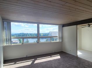 2040 Wheaton Way APT 303, Bremerton, WA 98310