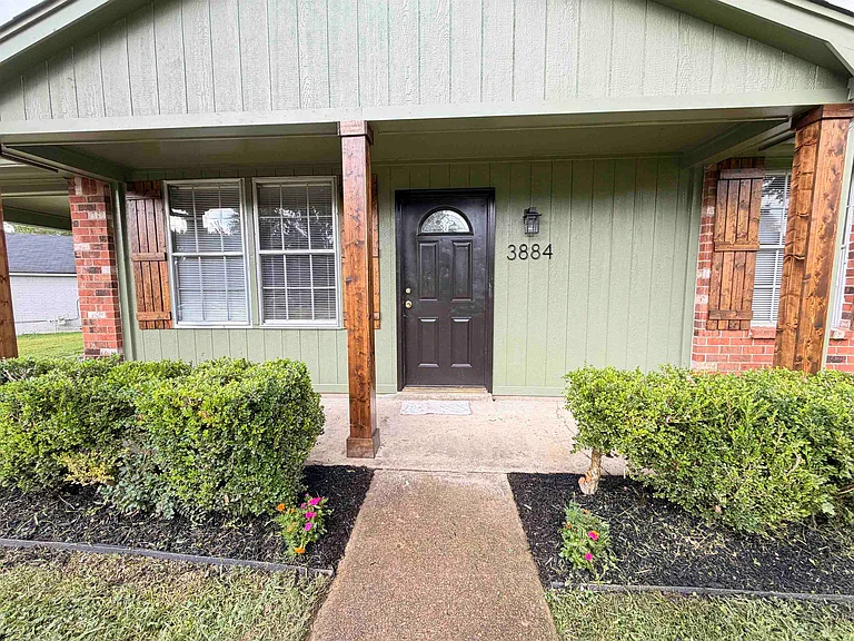 3884 Kerston Dr — Photo 7