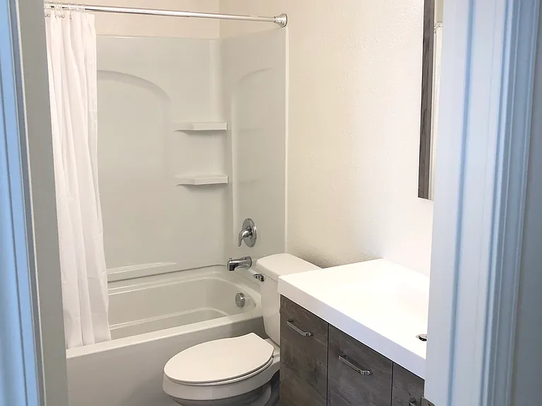 1450 Hillside Dr #1 — Photo 7