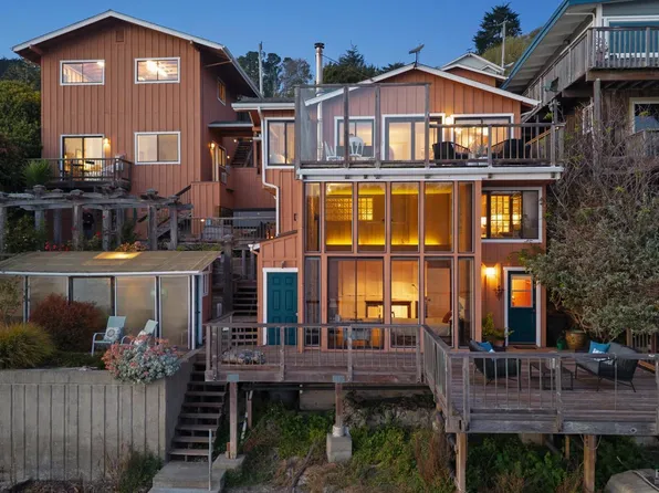 10705 Highway 1 Highway, Jenner, CA 95450