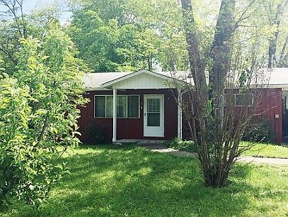 2nd image of 64 Bobo Dr