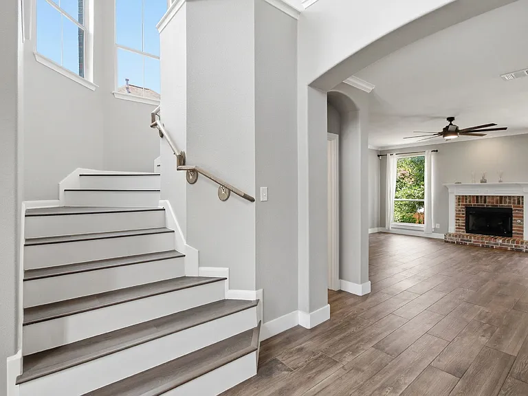 8603 Solano Dr — Photo 25