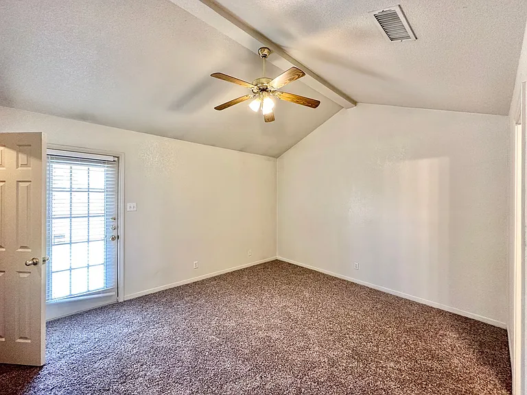 5206 Daybreak Dr — Photo 18