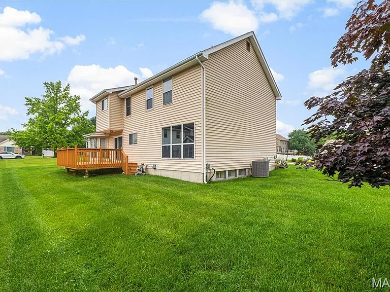 208 Kylewood Ct — Photo 49