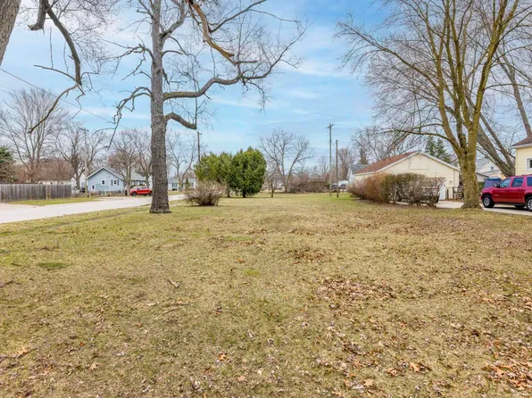3104 South Blvd, Port Huron, MI 48060