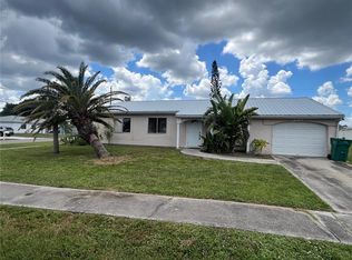 334 Aylesbury Ln NE, Pt Charlotte, FL 33952