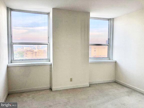 4th image of 1100 Vine St APT P208