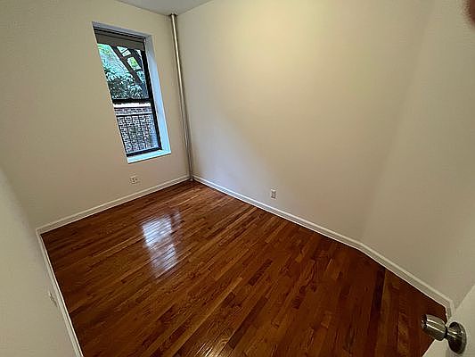 2nd image of 352 W 15th St APT 105
