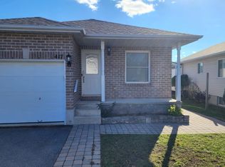 417 Boxwood St #1, Kingston, ON K7M9C3