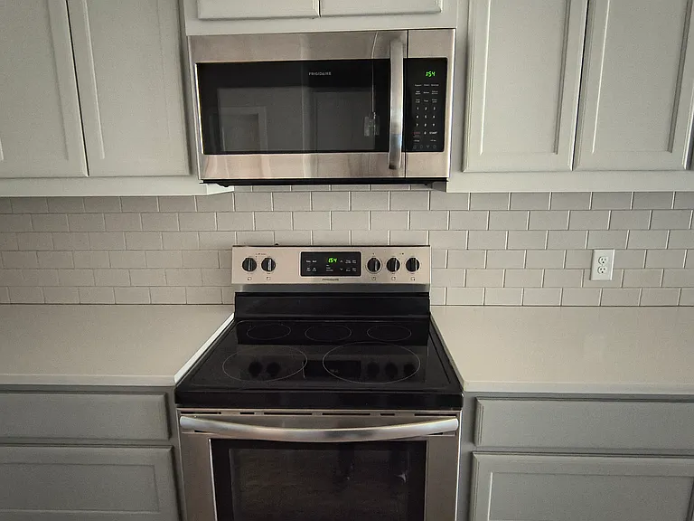 1208 La Vista Ln — Photo 6