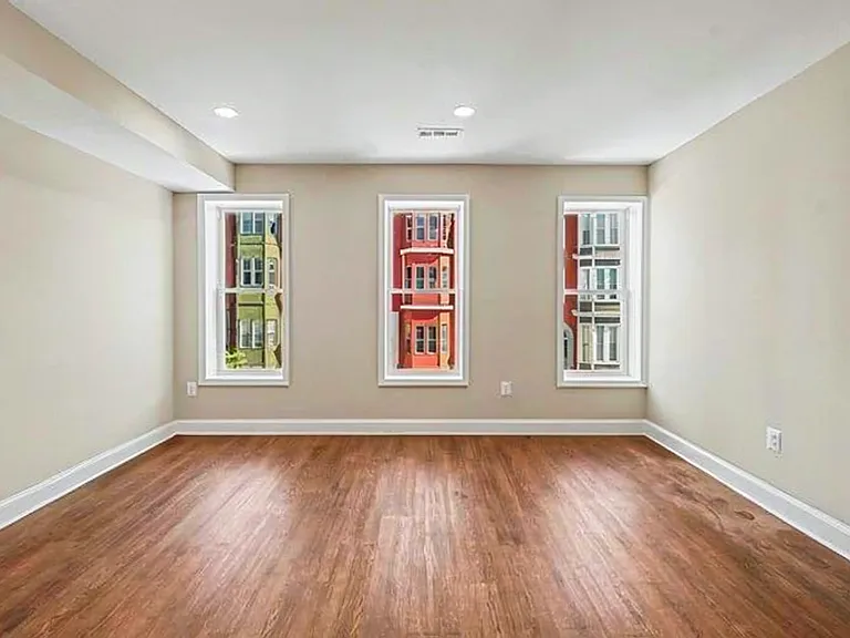 1625 Edmondson Ave — Photo 15