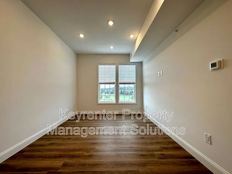3445 Lee Hwy #105 — Photo 3
