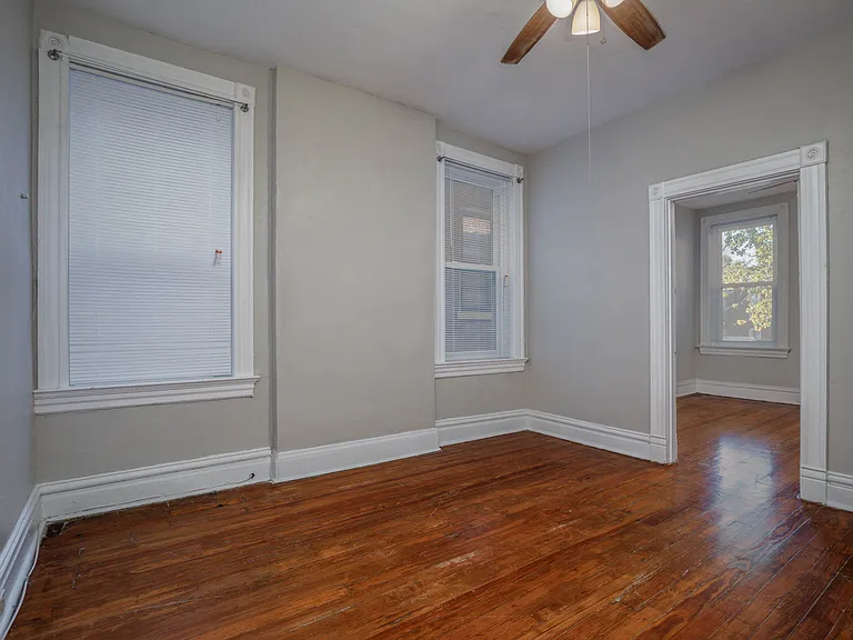 2310 Russell Blvd #A — Photo 10