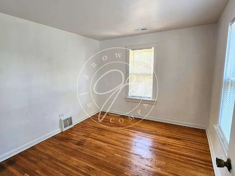 823 Custer Dr — Photo 7