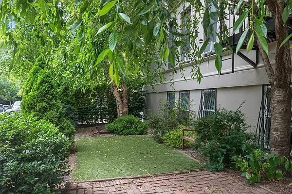 Sold by Corcoran | media 25