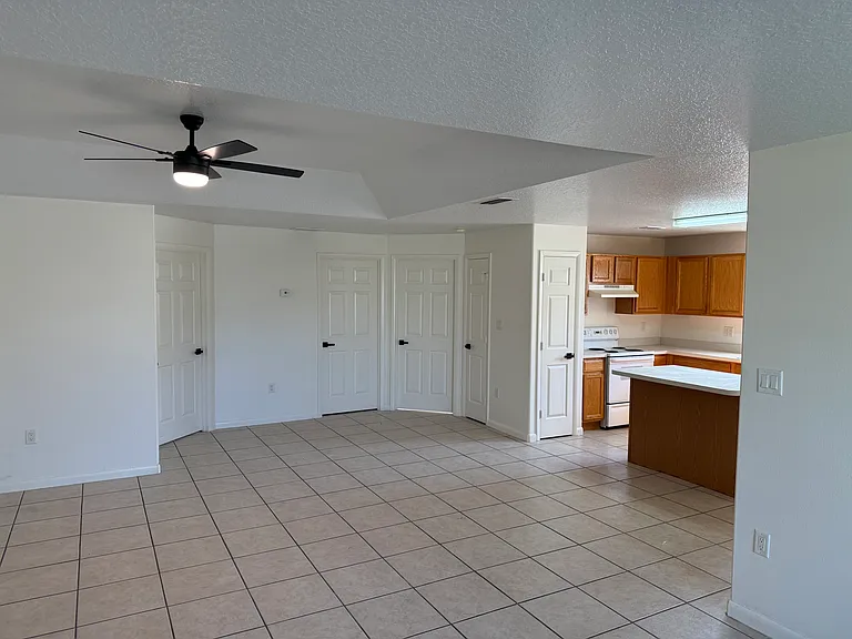 816 Angela Ave #B — Photo 8