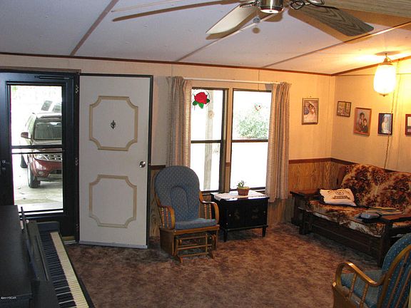 3rd image of 3381 Silverwood Dr