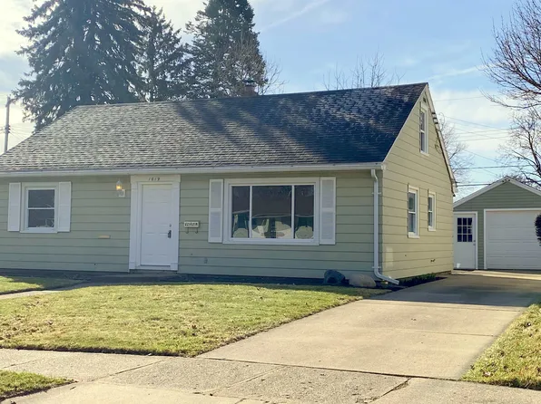 1619 Lenore Ave, Lansing, MI 48910